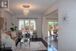 223 EMMA BROADBENT COURT | Newmarket Ontario | Slide Image Eleven