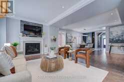 75 HOEY CRESCENT | Oakville Ontario | Slide Image Seventeen
