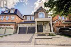 75 HOEY CRESCENT | Oakville Ontario | Slide Image One