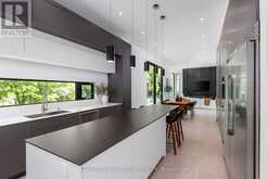 1277 HILLVIEW CRESCENT | Oakville Ontario | Slide Image Seventeen