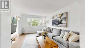 6 ATHLONE ROAD | Toronto Ontario | Slide Image Three