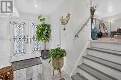 166 GUILDWOOD PARKWAY | Toronto Ontario | Slide Image Eight