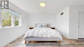 157 DOUGHERTY CRESCENT | Whitchurch-Stouffville Ontario | Slide Image Thirteen