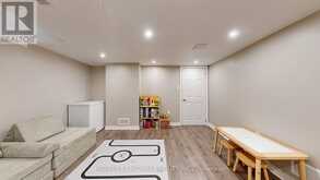 157 DOUGHERTY CRESCENT | Whitchurch-Stouffville Ontario | Slide Image Thirty-five