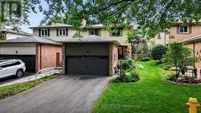11 BISHOP CRESCENT | Markham Ontario | Slide Image One