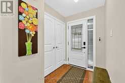 11 BISHOP CRESCENT | Markham Ontario | Slide Image Six