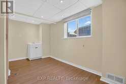 127 KNAPTON DRIVE | Newmarket Ontario | Slide Image Thirty-eight