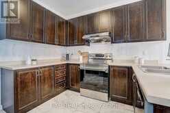 574 SWEETWATER CRESCENT | Newmarket Ontario | Slide Image Ten