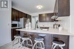 574 SWEETWATER CRESCENT | Newmarket Ontario | Slide Image Twelve
