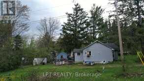 2458 SOUTH ORR LAKE ROAD | Elmvale Ontario | Slide Image Three