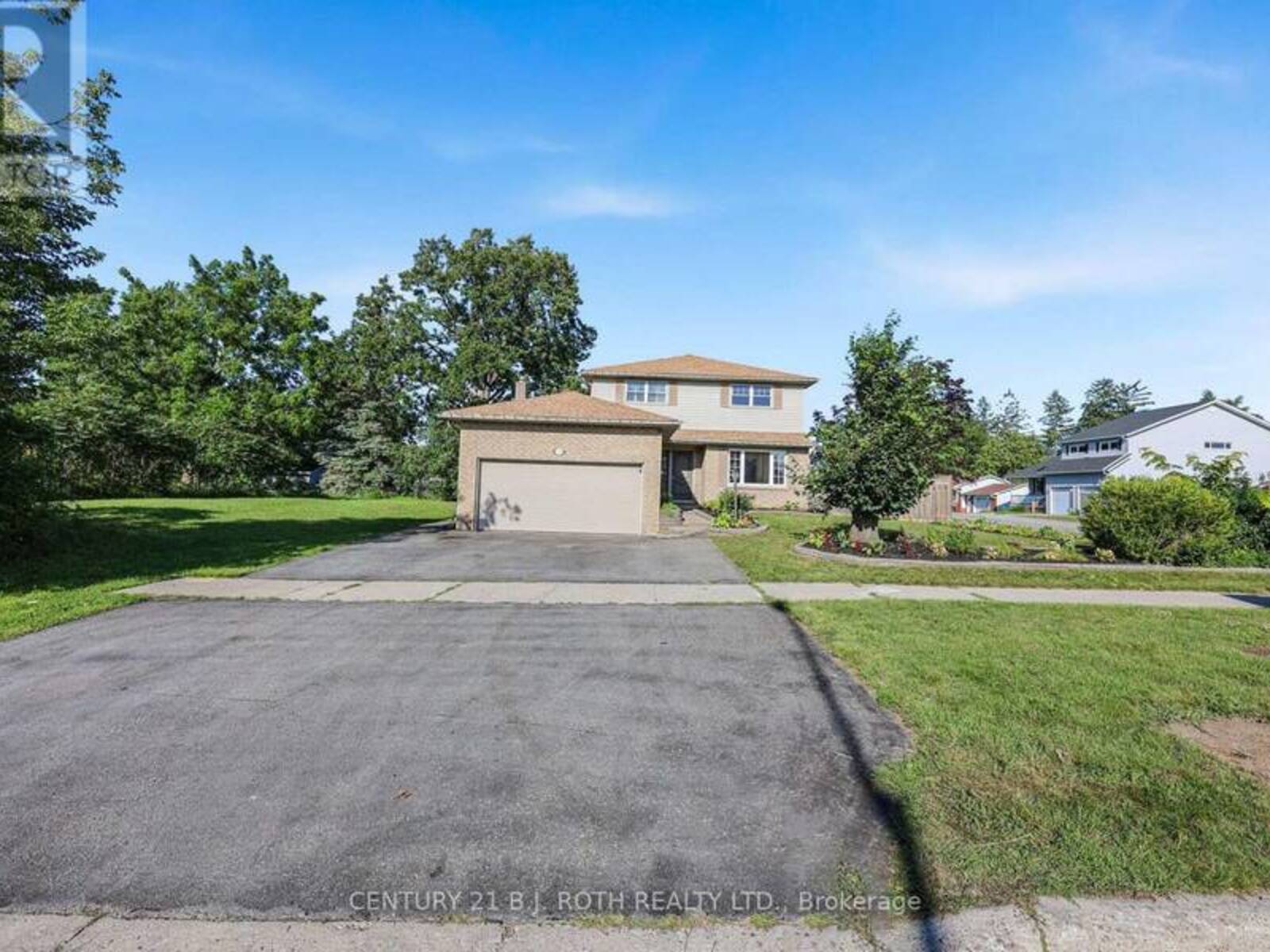 104 WOODSIDE DRIVE, Orillia, Ontario L3V 7N7