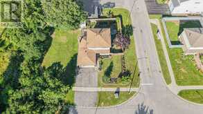 104 WOODSIDE DRIVE | Orillia Ontario | Slide Image Forty