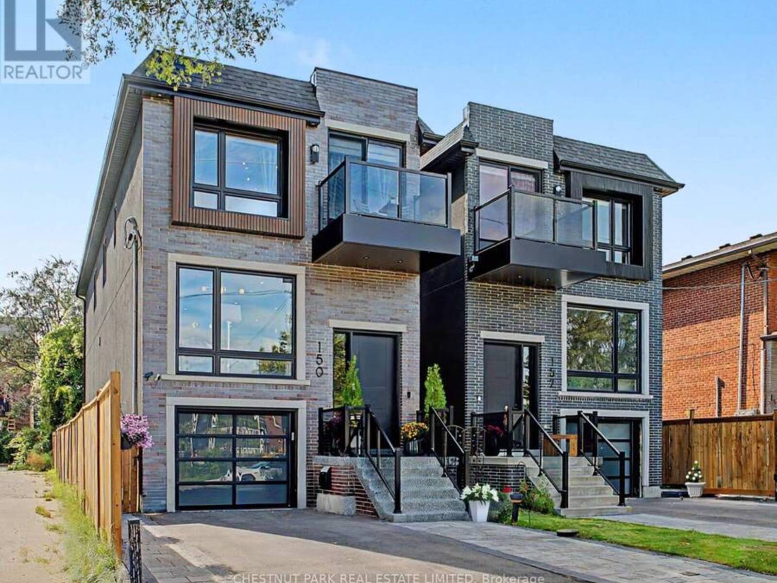 150 SHELDON AVENUE, Toronto, Ontario M8W 4L6