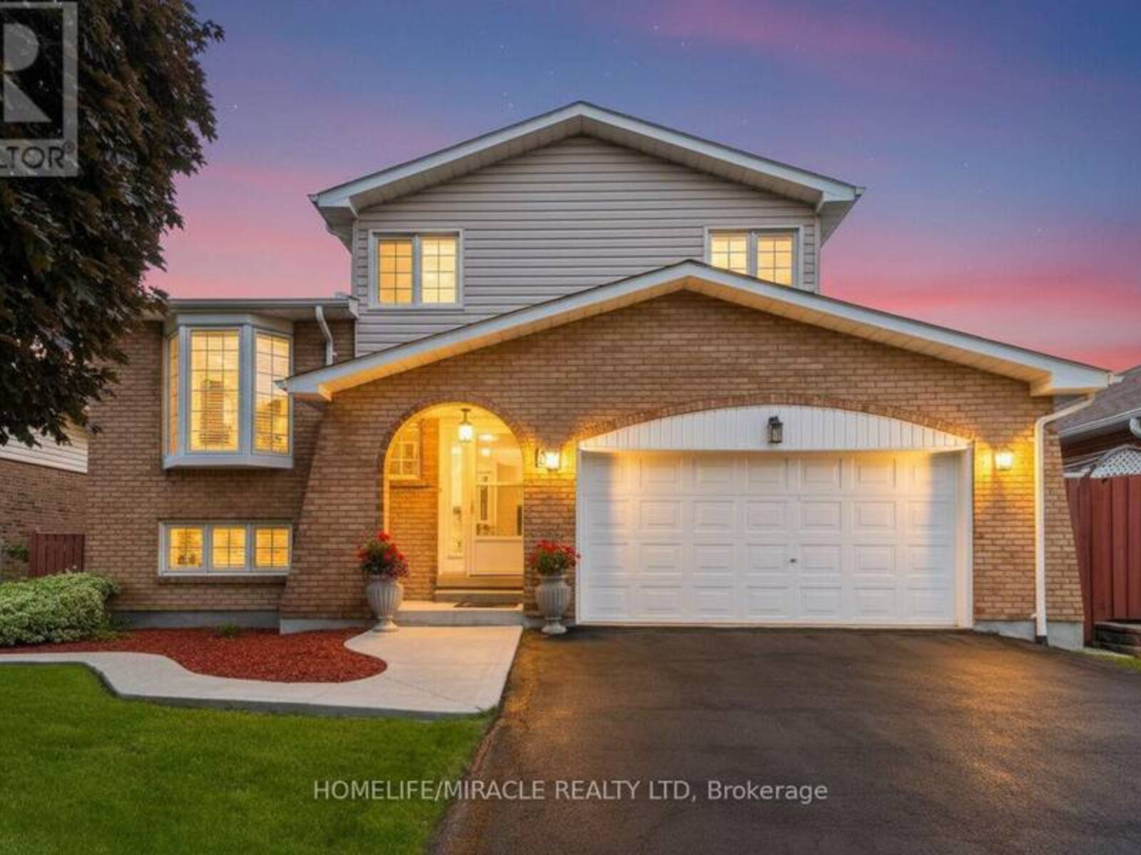 37 BLACKTHORN LANE, Brampton, Ontario L6V 3K7