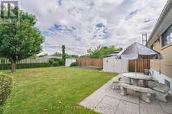22 MONTERREY DRIVE | Toronto Ontario | Slide Image Twenty-one