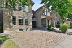 2261 SETON CRESCENT | Burlington Ontario | Slide Image Seven