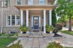 2261 SETON CRESCENT | Burlington Ontario | Slide Image Eight