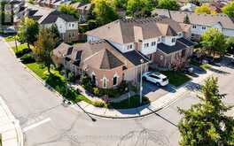 72 - 19 WICKSTEAD COURT | Brampton Ontario | Slide Image One