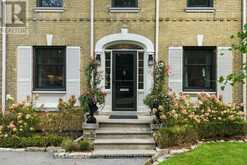 37 DE VERE GARDENS | Toronto Ontario | Slide Image Two