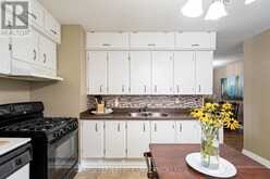 45 BAILEY CRESCENT | Aurora Ontario | Slide Image Six