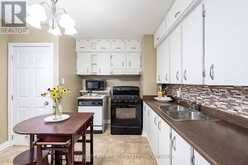 45 BAILEY CRESCENT | Aurora Ontario | Slide Image Seven