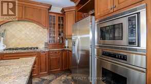 2014 INNISBROOK STREET | Innisfil Ontario | Slide Image Twenty-seven