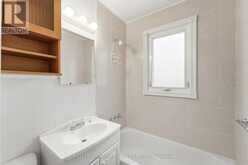 80 LYNDHURST STREET | Brantford Ontario | Slide Image Nine