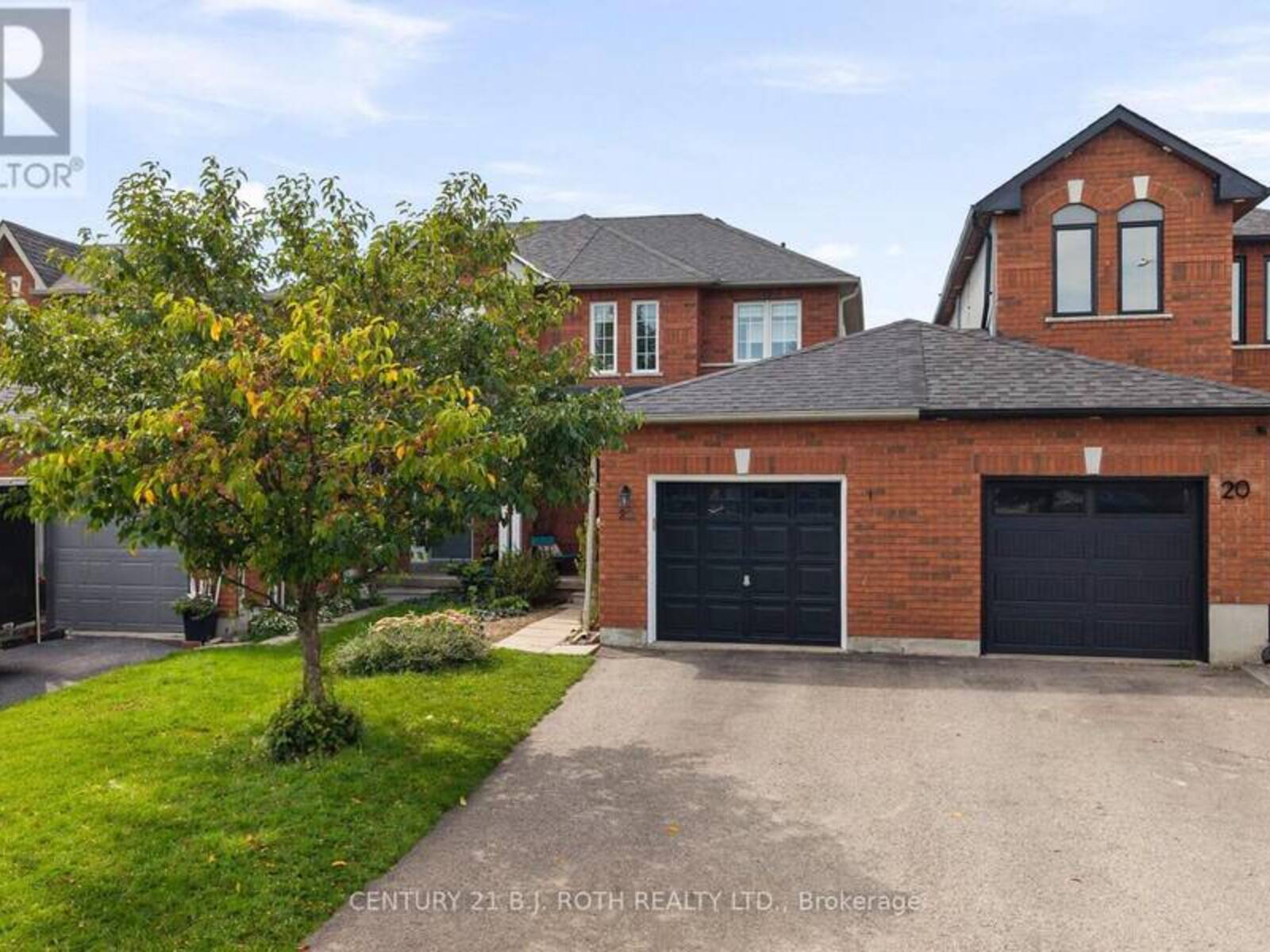 22 RIDWELL STREET, Barrie, Ontario L4N 0X2
