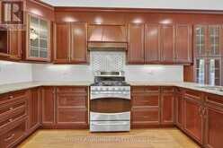 20 HOLGATE STREET | Barrie Ontario | Slide Image Twelve