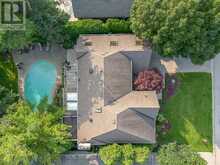 9 FLANDERS DRIVE | Hamilton Ontario | Slide Image Five