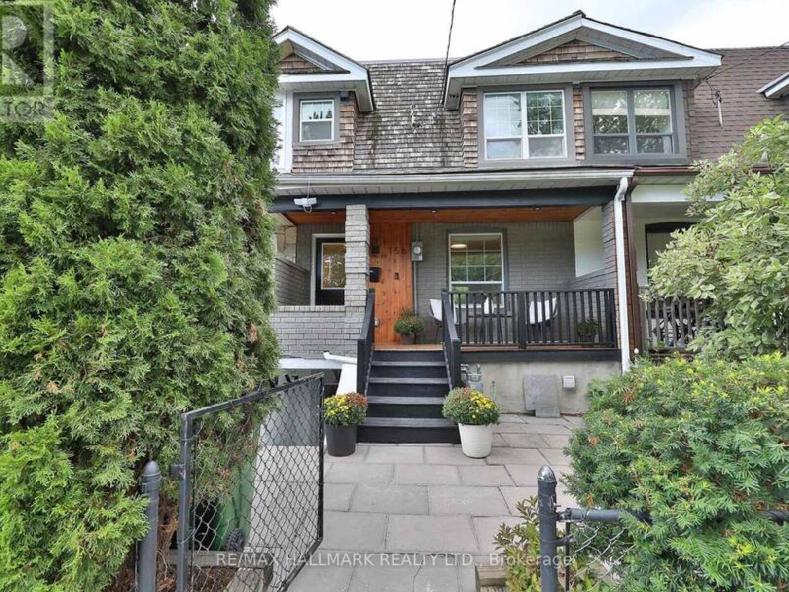 156 BROCK AVENUE, Toronto, Ontario M6K 2L4