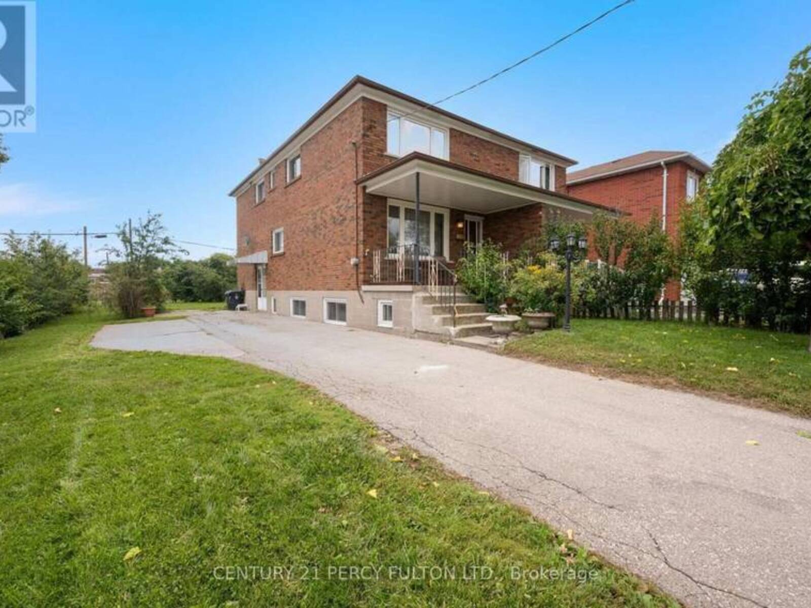 27 WILLINGDON AVENUE, Toronto, Ontario M1N 2L1