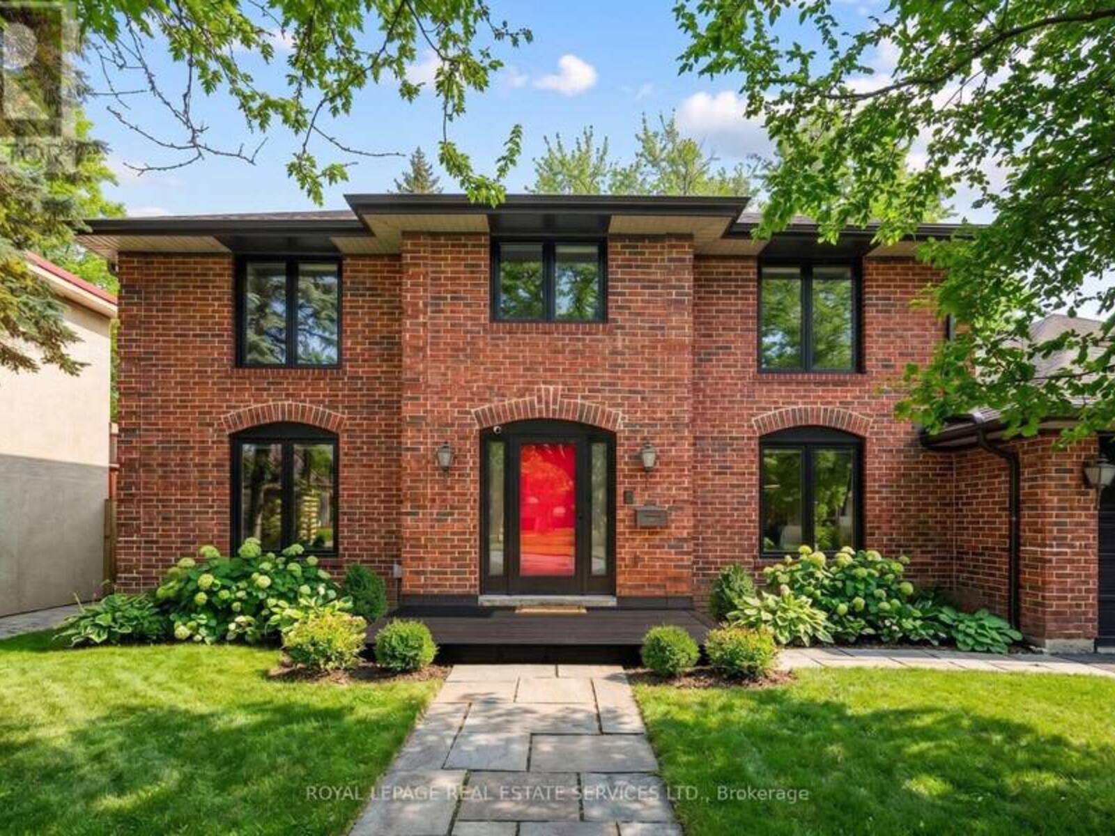 40 STONEMANSE COURT, Toronto, Ontario M1G 3V3