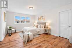 40 PITNEY AVENUE | Richmond Hill Ontario | Slide Image Ten