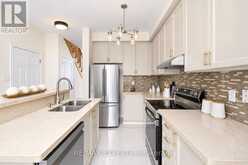 40 PITNEY AVENUE | Richmond Hill Ontario | Slide Image Six