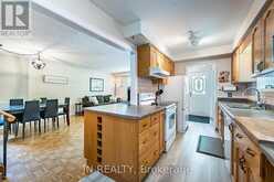 49 SCHOOL STREET | East Gwillimbury Ontario | Slide Image Seventeen