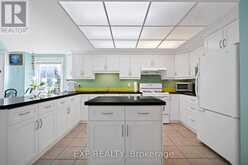 103 LONGWATER CHASE | Markham Ontario | Slide Image Ten