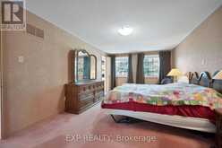 103 LONGWATER CHASE | Markham Ontario | Slide Image Seventeen