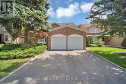 103 LONGWATER CHASE | Markham Ontario | Slide Image Three