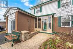 413 TERRY DRIVE | Newmarket Ontario | Slide Image Three