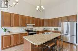 546 TAPESTRY LANE | Newmarket Ontario | Slide Image Thirteen