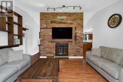 55 SHELSWELL BOULEVARD | Oro-Medonte Ontario | Slide Image Three