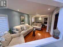 7350 BLACK WALNUT TRAIL | Mississauga Ontario | Slide Image Ten