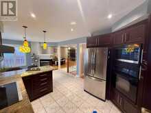 7350 BLACK WALNUT TRAIL | Mississauga Ontario | Slide Image Sixteen