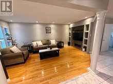 7350 BLACK WALNUT TRAIL | Mississauga Ontario | Slide Image Seventeen