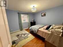 7350 BLACK WALNUT TRAIL | Mississauga Ontario | Slide Image Thirty