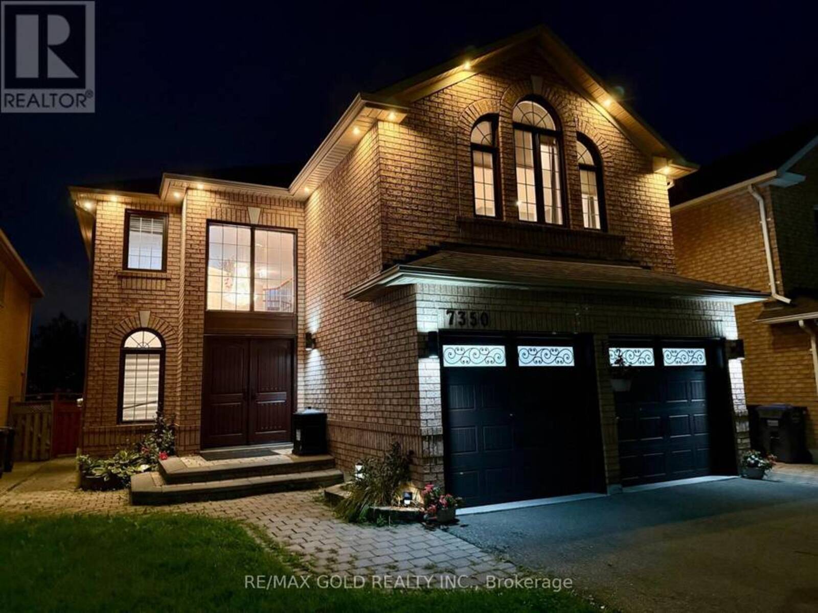 7350 BLACK WALNUT TRAIL, Mississauga, Ontario L5N 7M1