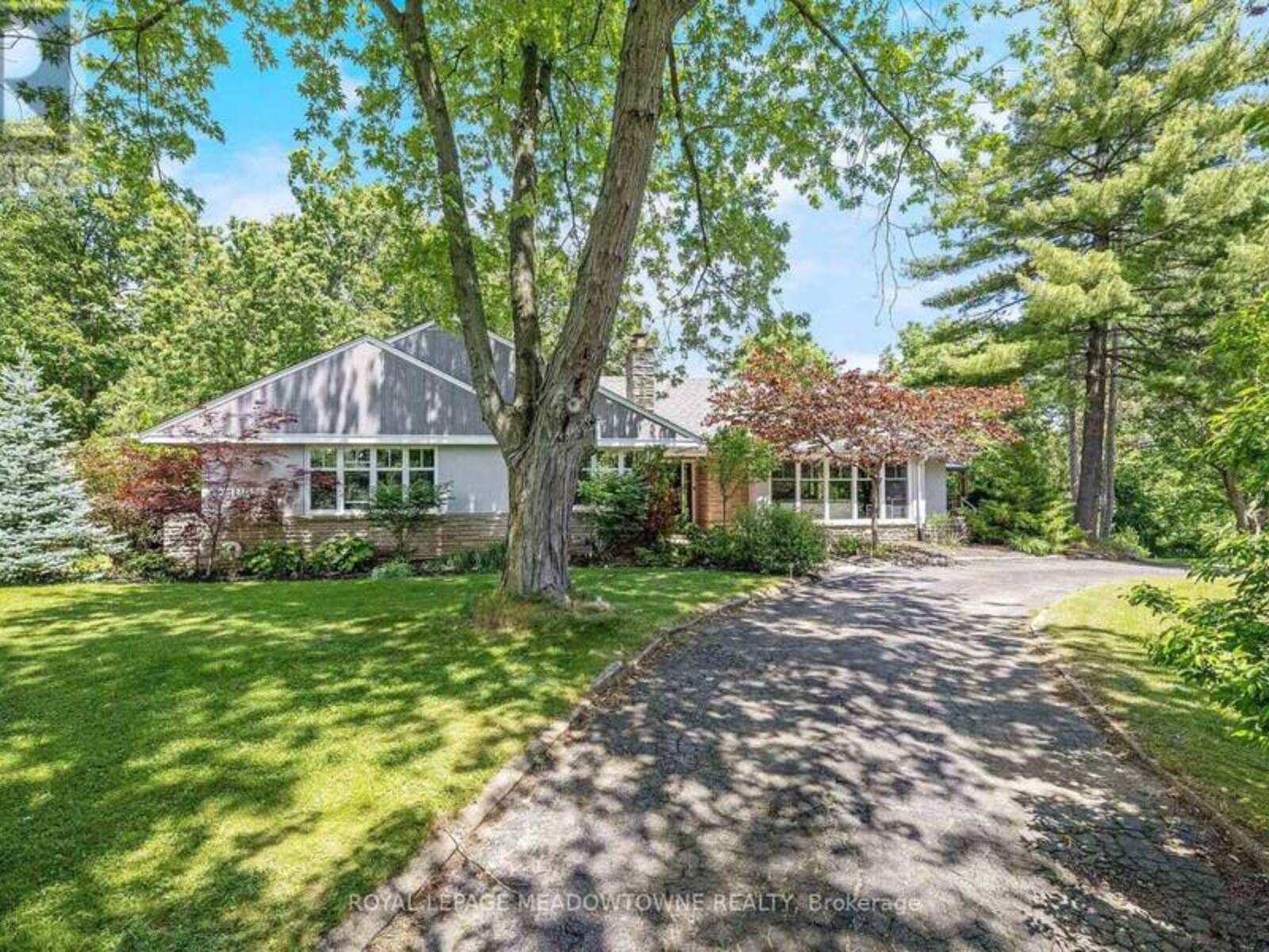 161 CONFEDERATION STREET, Halton Hills, Ontario L7G 4S8