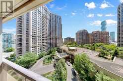 927 - 3888 DUKE OF YORK BOULEVARD | Mississauga Ontario | Slide Image Twenty-four