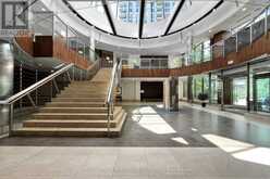 927 - 3888 DUKE OF YORK BOULEVARD | Mississauga Ontario | Slide Image Twenty-eight